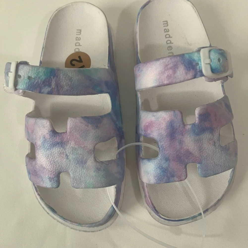 Madden Girl Blue and Purple Casual Sandals with Watercolor Strap, Brand New